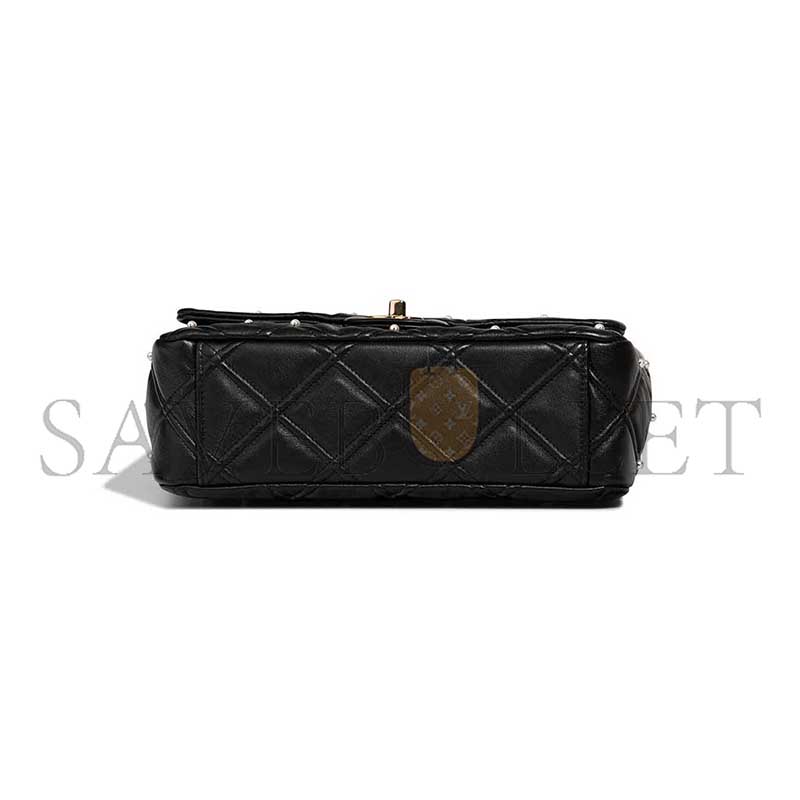 CHANEL BLACK PEARL STUDDED DIAMOND QUILT FLAP BAG (24*16*7.5cm)